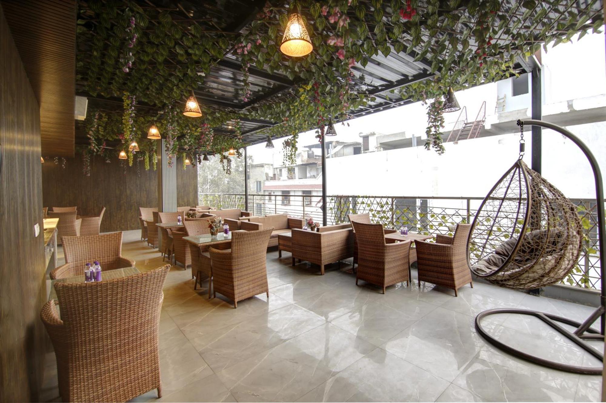 The Shanti Plaza - Nueva Delhi Exterior foto