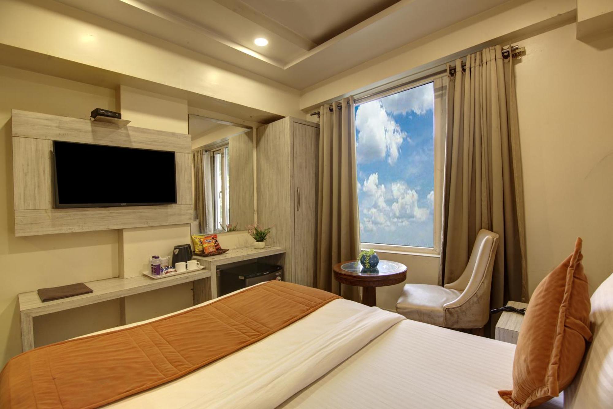 The Shanti Plaza - Nueva Delhi Exterior foto