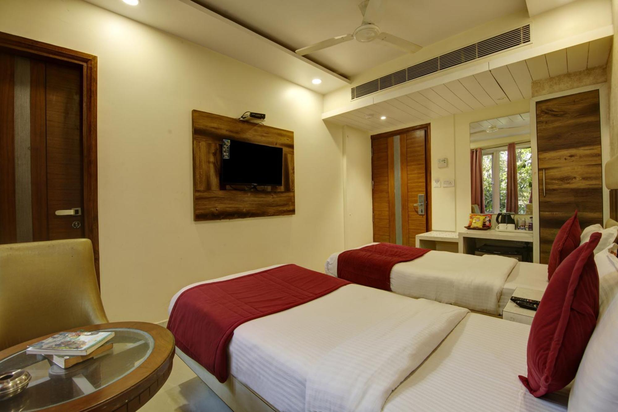 The Shanti Plaza - Nueva Delhi Exterior foto