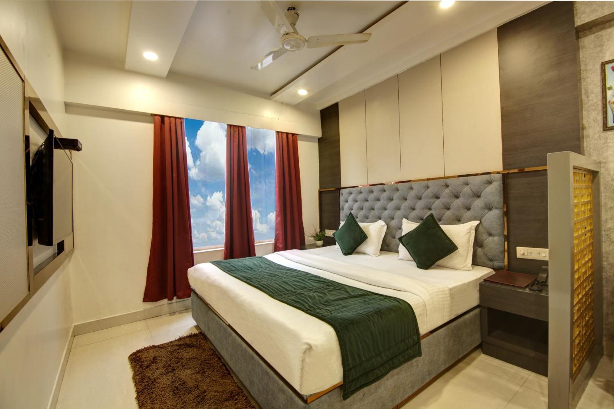 The Shanti Plaza - Nueva Delhi Exterior foto