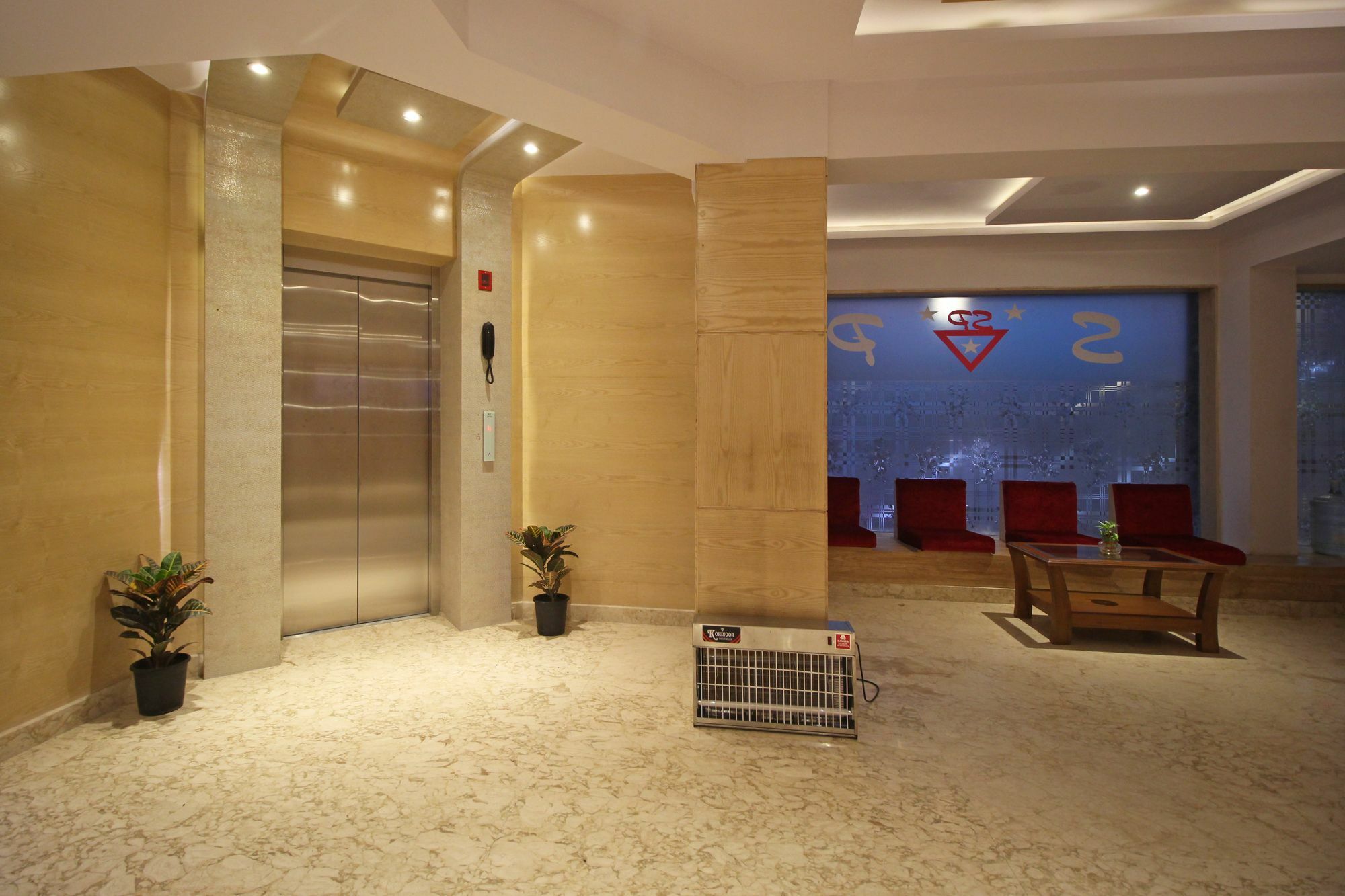 The Shanti Plaza - Nueva Delhi Exterior foto
