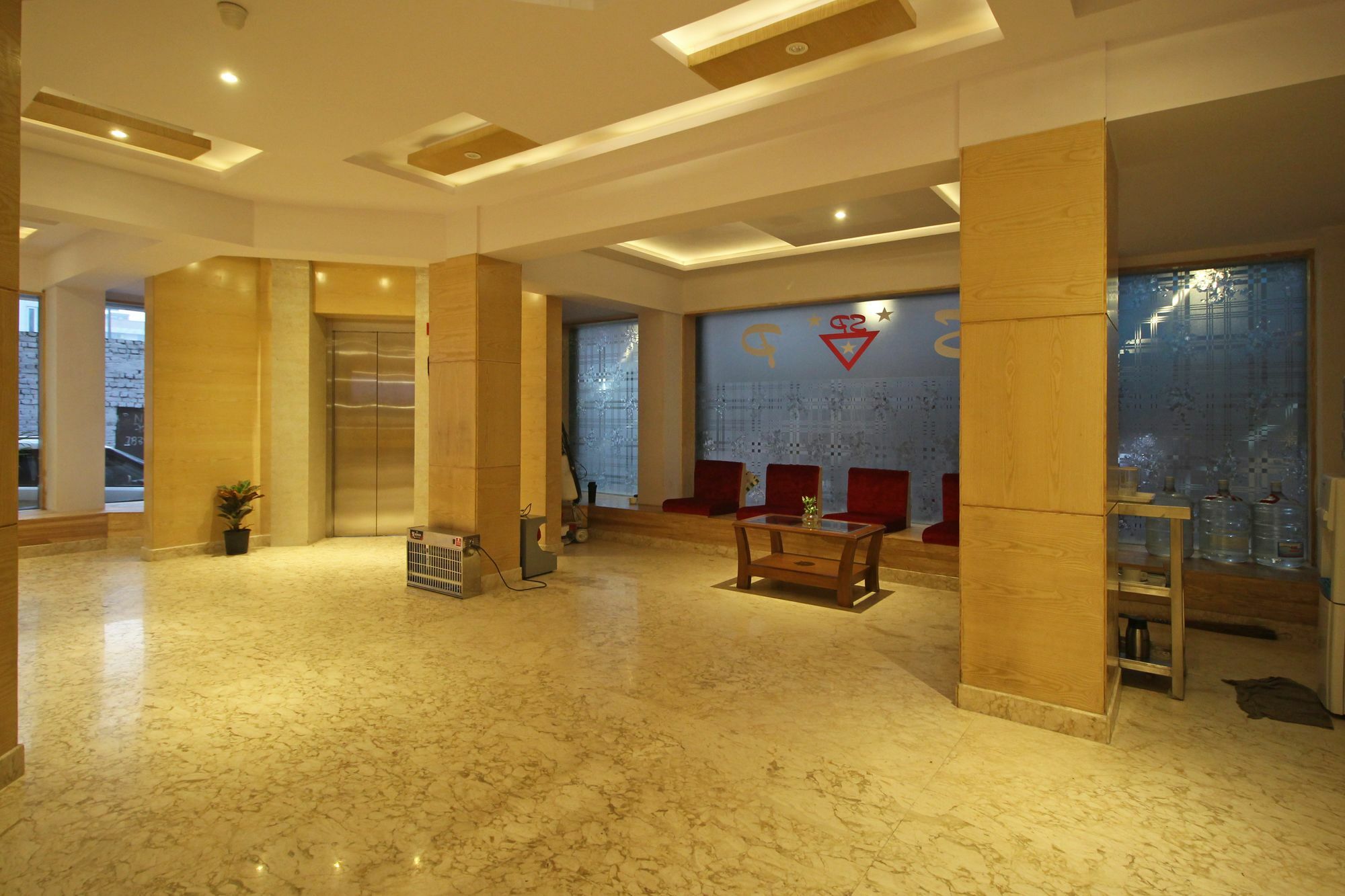The Shanti Plaza - Nueva Delhi Exterior foto